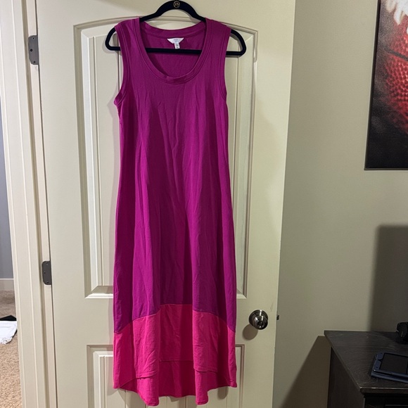 Time and Tru Dresses & Skirts - Time and Tru Two-Tone Pink Maxi Dress
